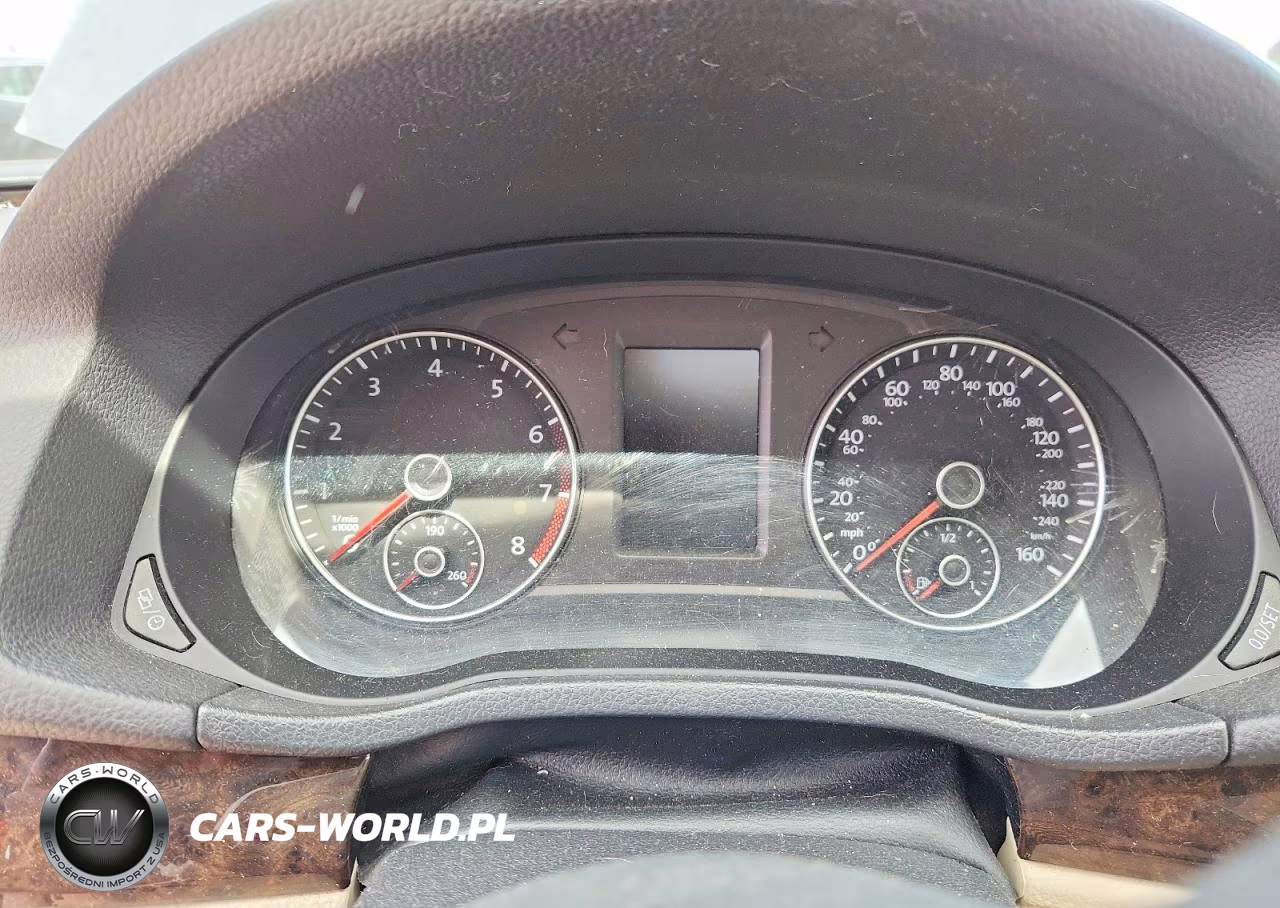 2014 Volkswagen Passat Sel VIN:1VWCT7A36EC060129 - 9