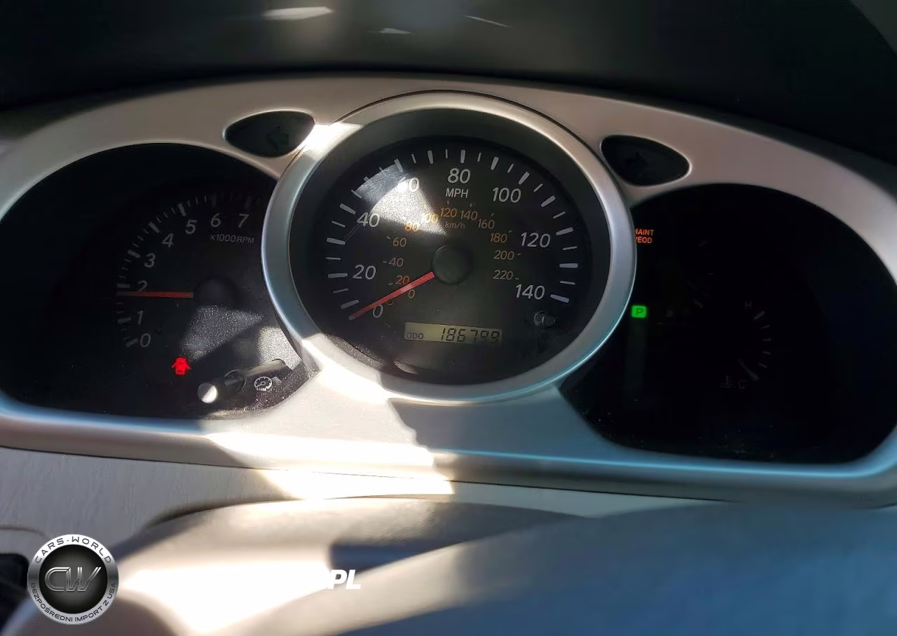 2004 Toyota Highlander Base VIN:JTEDP21A640039421 - 9