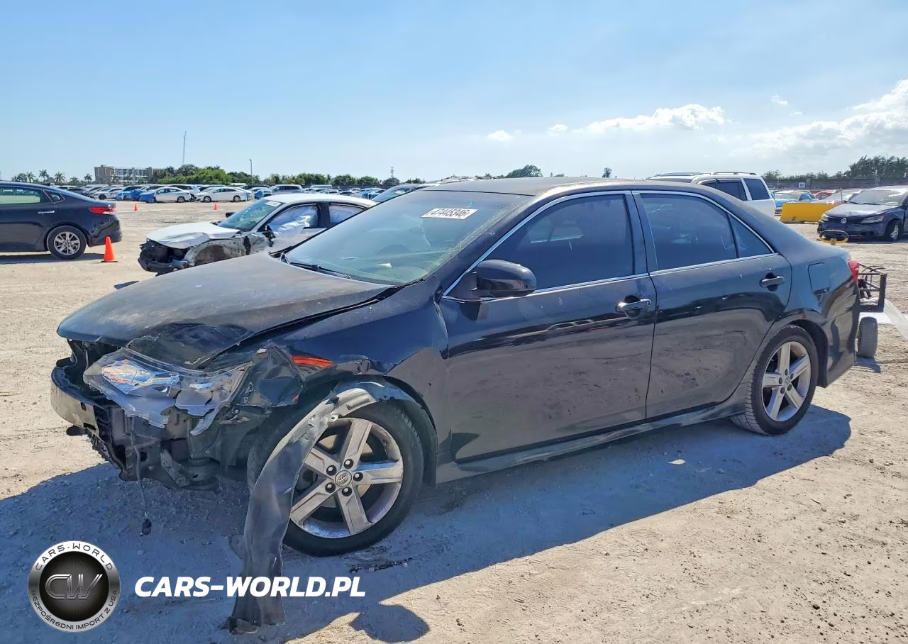 2013 Toyota Camry Se – zdjęcie 1 z 12