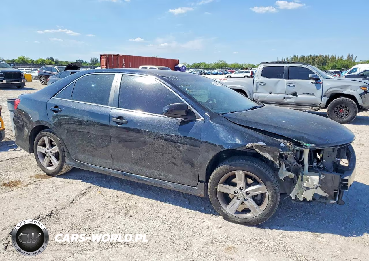 2013 Toyota Camry Se VIN:4T1BF1FK7DU252277 - 4