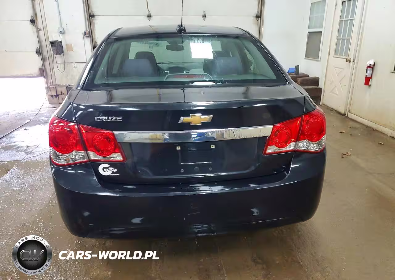 2015 Chevrolet Cruze Ls VIN:1G1PA5SH9F7131125 - 6