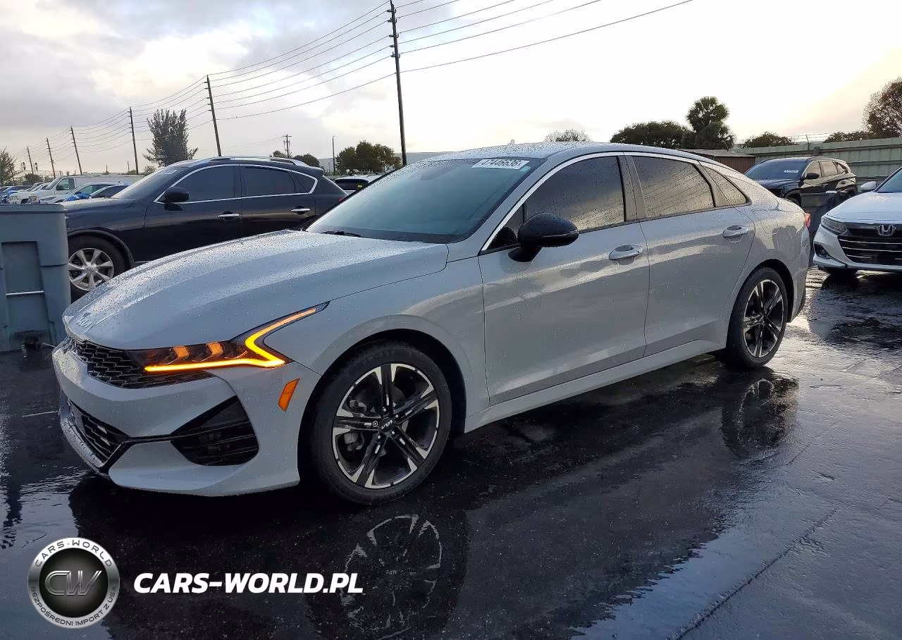2023 Kia K5 Gt-Line