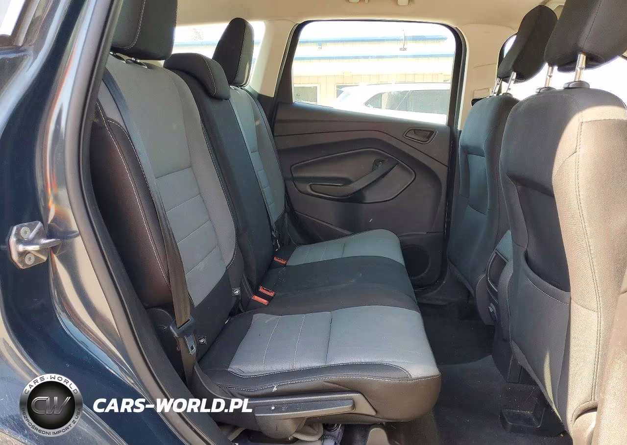 2019 Ford Escape S VIN:1FMCU0F79KUB18495 - 11