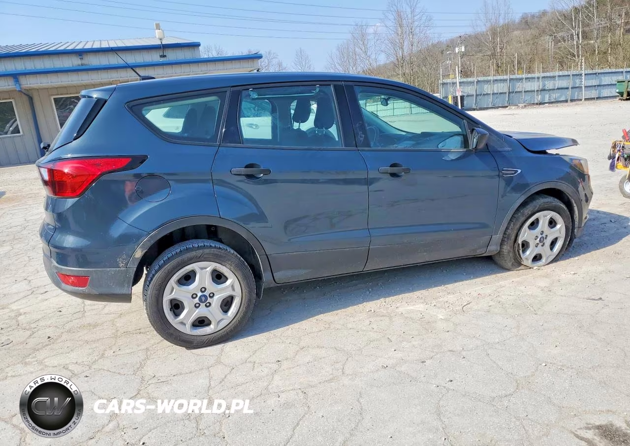 2019 Ford Escape S VIN:1FMCU0F79KUB18495 - 3