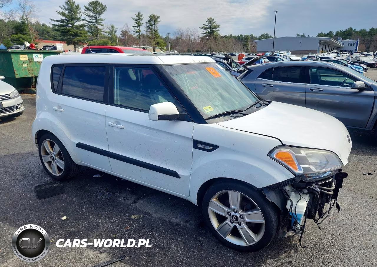 2011 Kia Soul + VIN:KNDJT2A29B7268529 - 4
