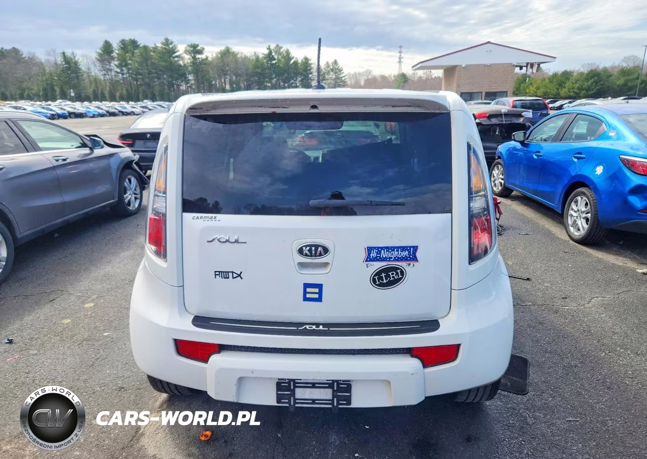 2011 Kia Soul + VIN:KNDJT2A29B7268529 - 6