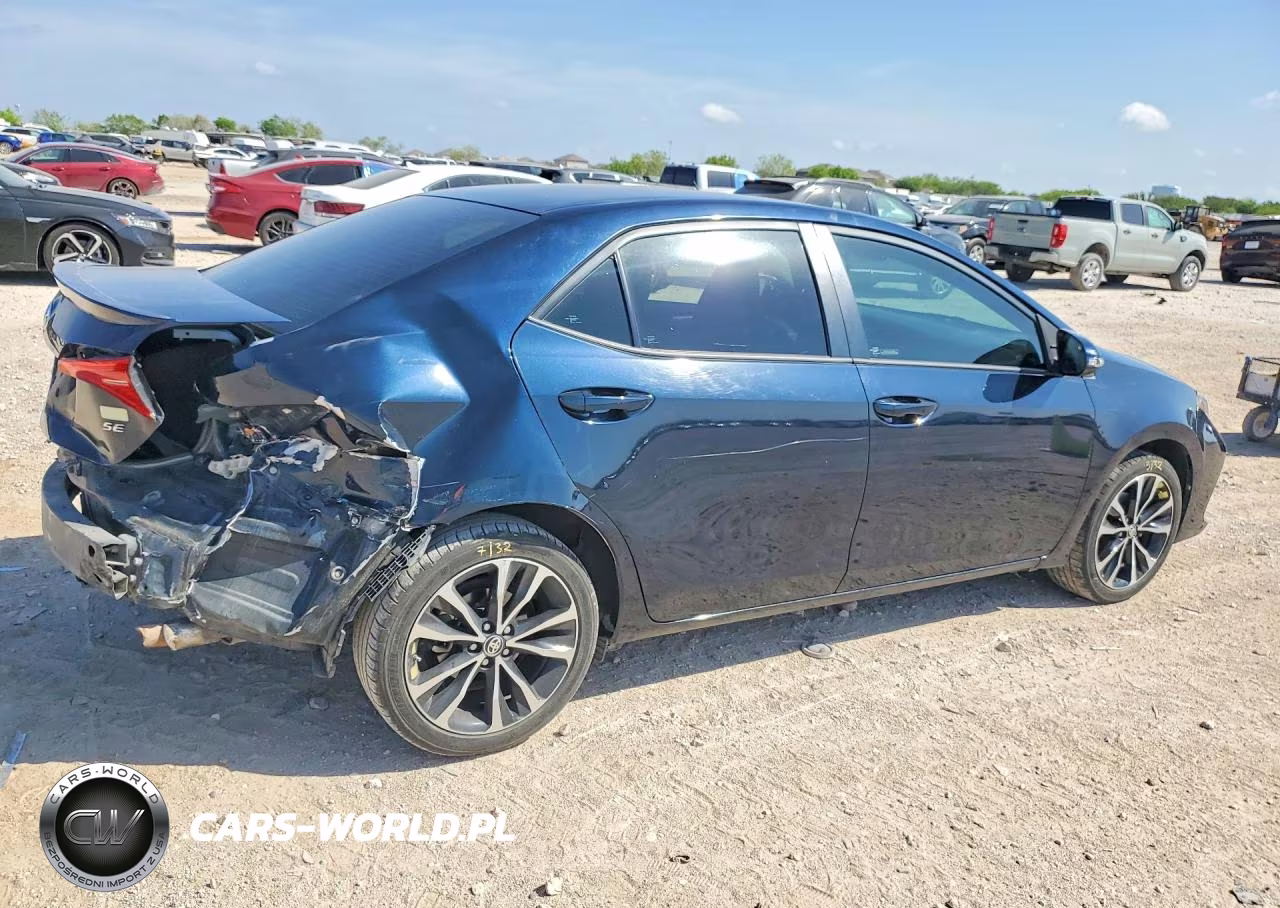 2017 Toyota Corolla Se VIN:5YFBURHE8HP651668 - 3