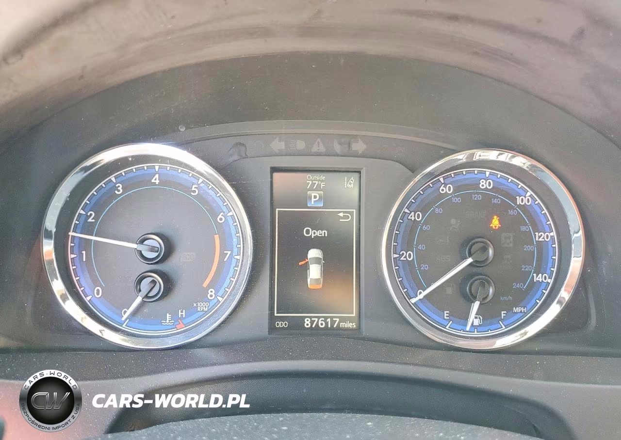 2017 Toyota Corolla Se VIN:5YFBURHE8HP651668 - 9