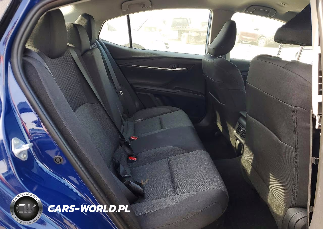2026 Toyota Camry Le VIN:4T1DAACK8TU250001 - 10