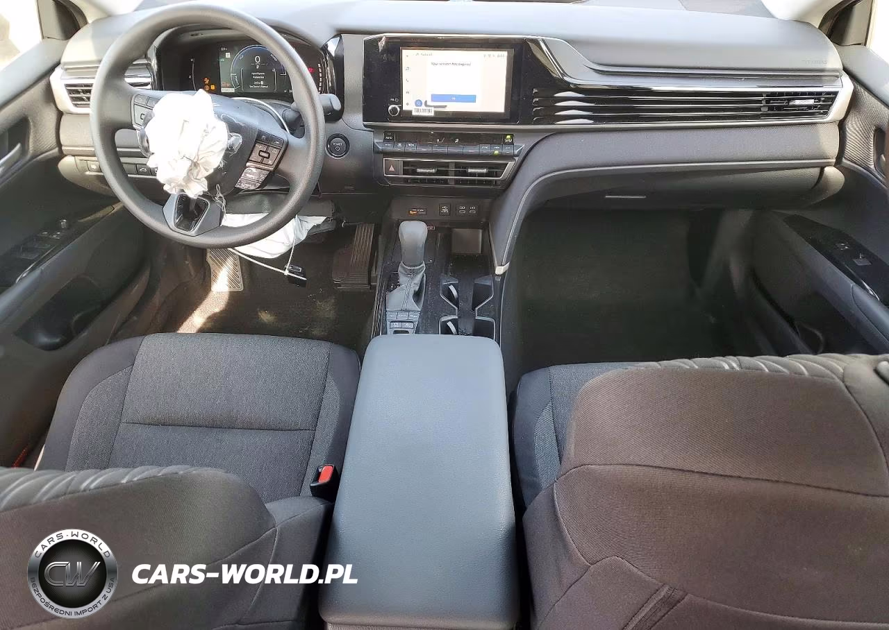 2026 Toyota Camry Le VIN:4T1DAACK8TU250001 - 8