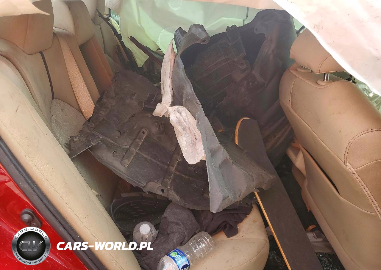 2021 Toyota Camry Le VIN:4T1C11AK6MU421859 - 10