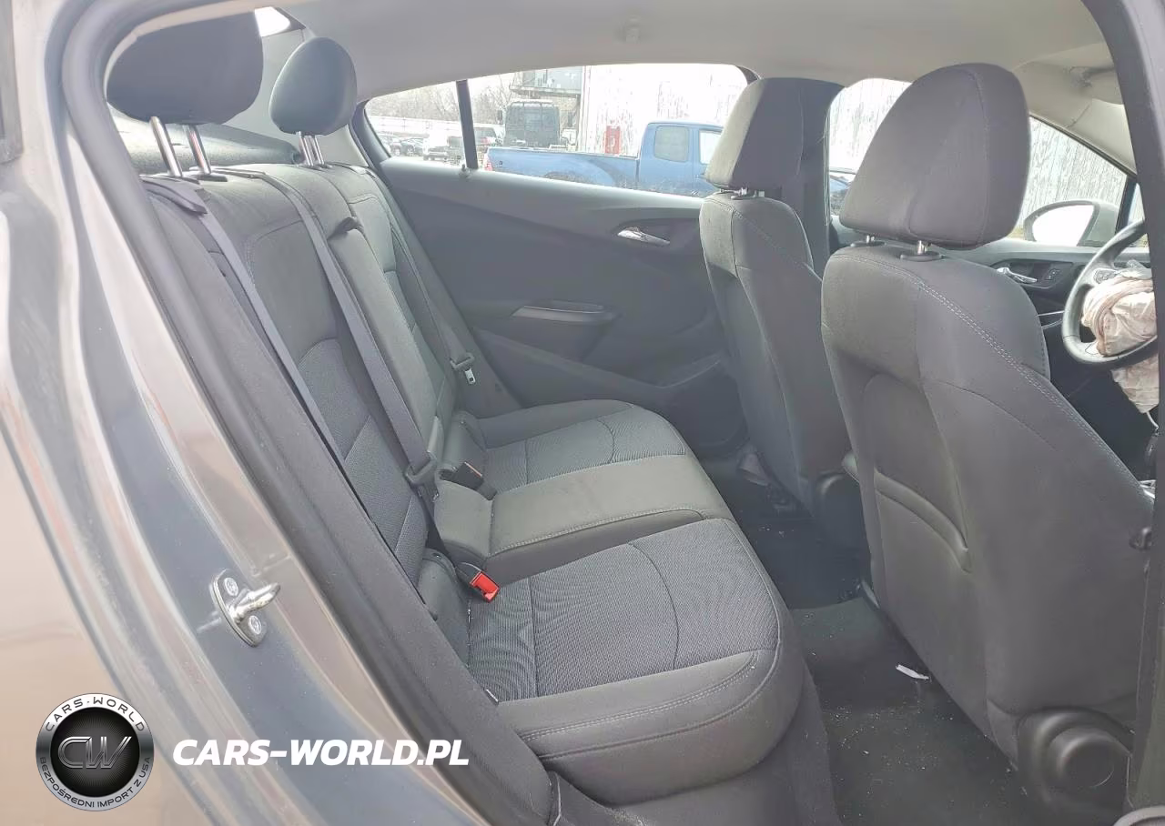 2017 Chevrolet Cruze Lt VIN:1G1BE5SM3H7246933 - 10