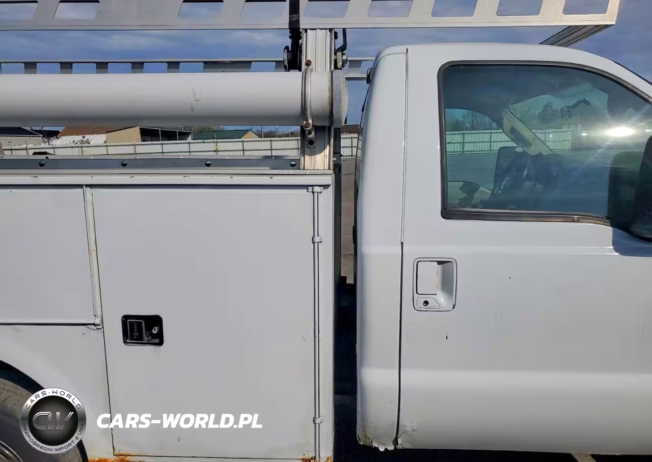 2008 Ford F250 Super Duty VIN:1FTSF21R68EC82448 - 10
