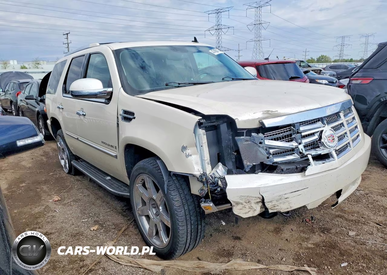 2008 Cadillac Escalade Luxury VIN:1GYFK63808R202329 - 4
