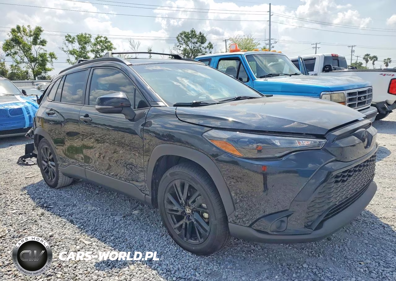 2024 Toyota Corolla Cross Hybrid Nightshade VIN:7MUFBABG7RV028821 - 4