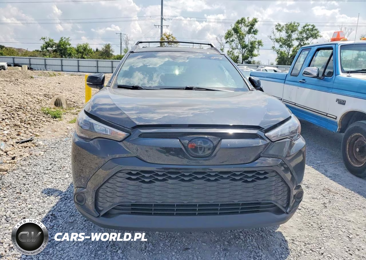 2024 Toyota Corolla Cross Hybrid Nightshade VIN:7MUFBABG7RV028821 - 5
