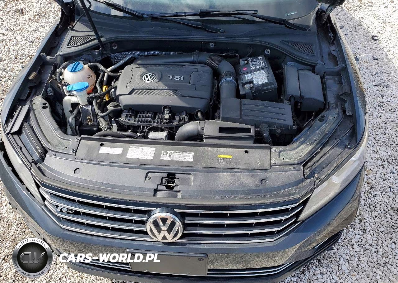 2017 Volkswagen Passat R-Line VIN:1VWDT7A38HC084876 - 11