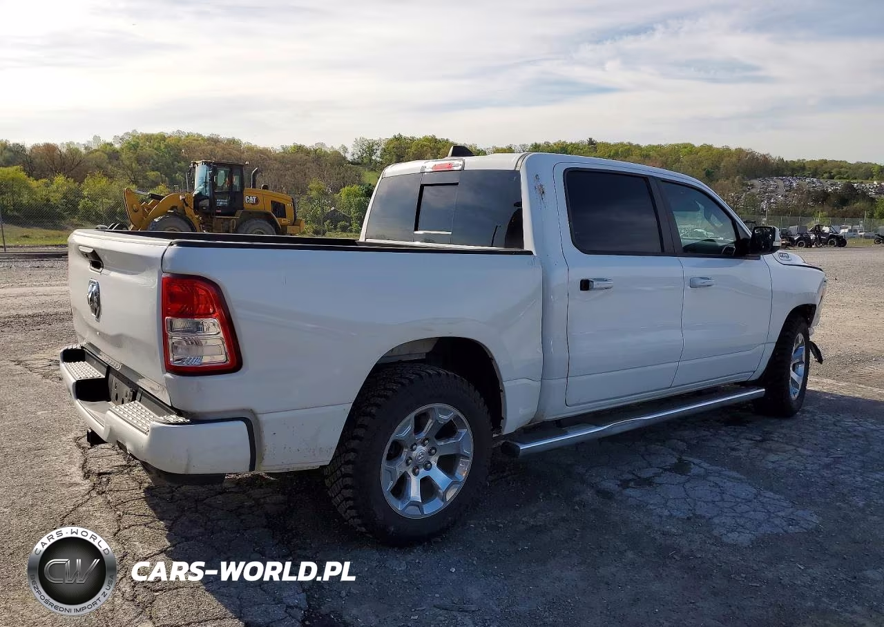 2021 Ram 1500 Big Horn VIN:1C6SRFFT5MN514672 - 3