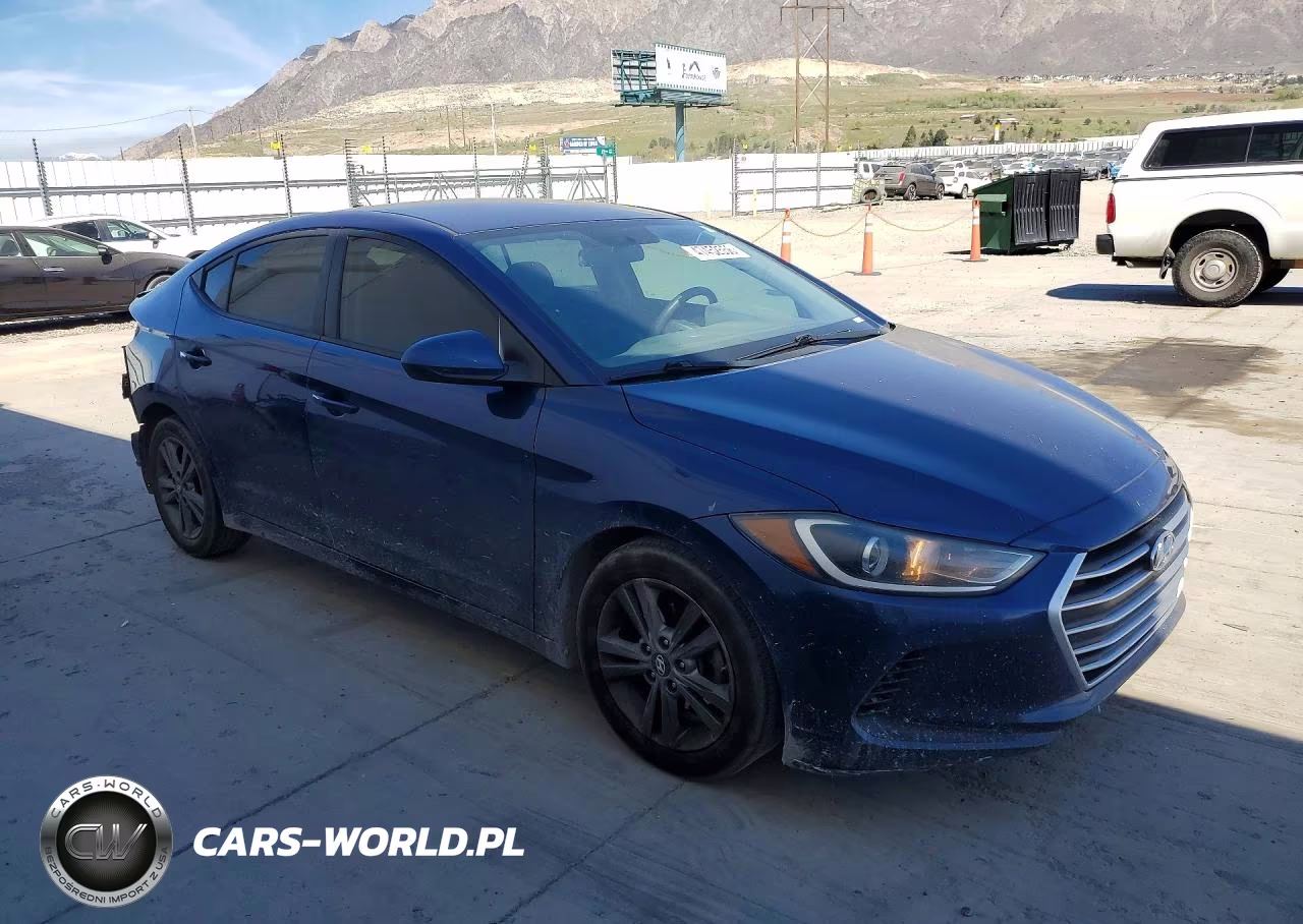 2018 Hyundai Elantra Sel VIN:5NPD84LF3JH328938 - 4