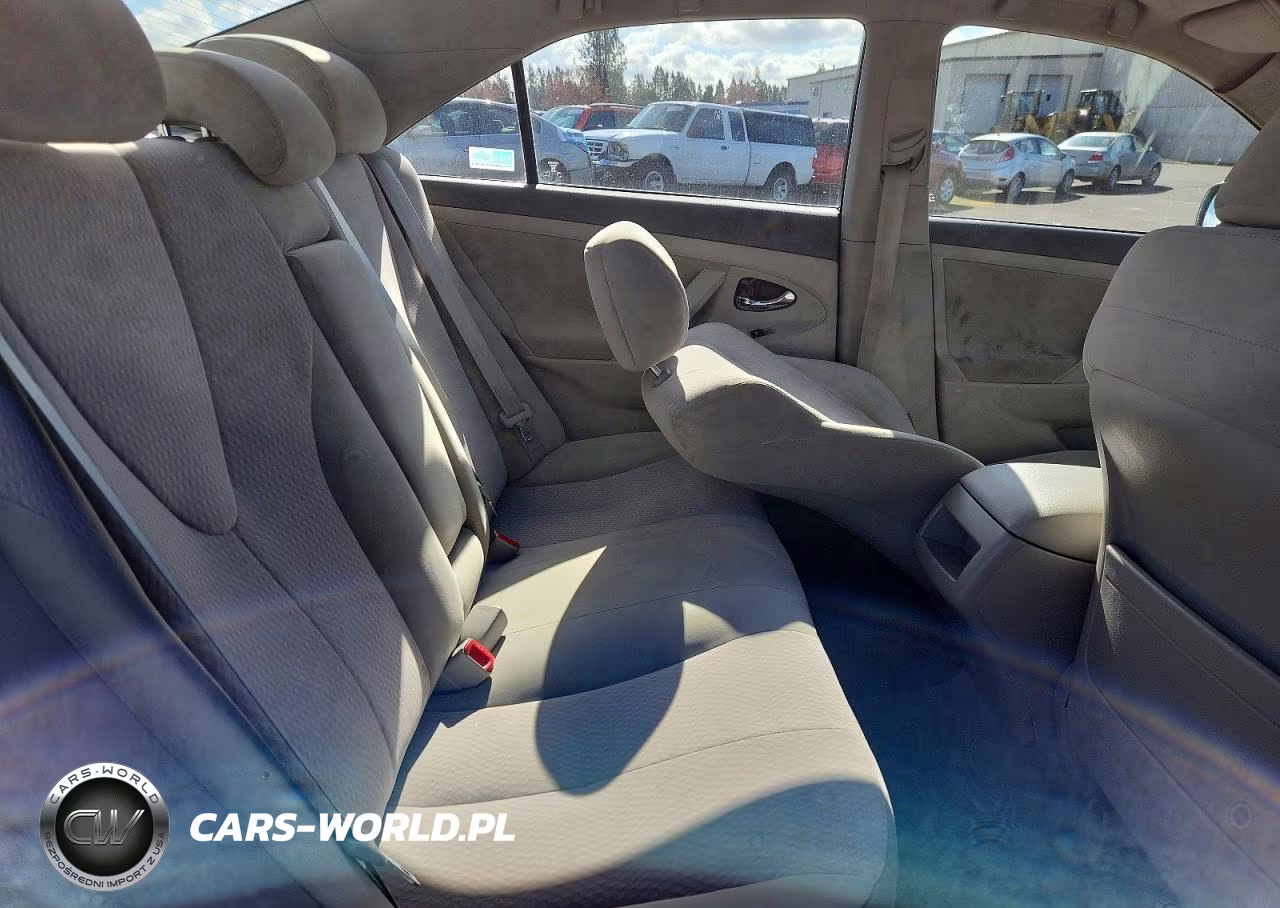 2011 Toyota Camry Le VIN:4T4BF3EKXBR113857 - 10