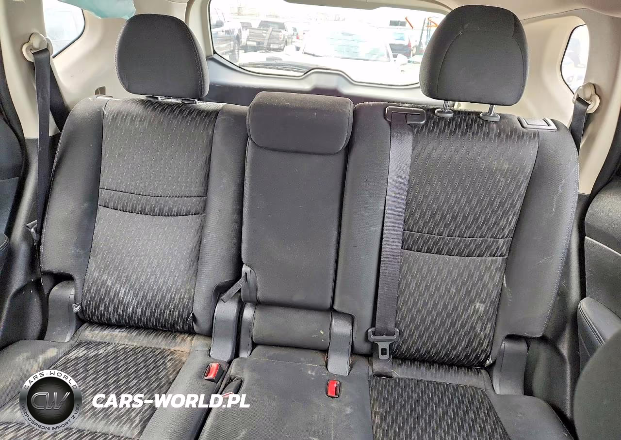 2018 Nissan Rogue S VIN:KNMAT2MV3JP575716 - 10