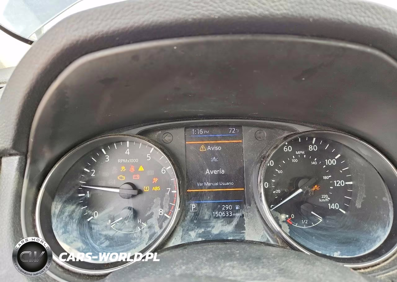 2018 Nissan Rogue S VIN:KNMAT2MV3JP575716 - 9