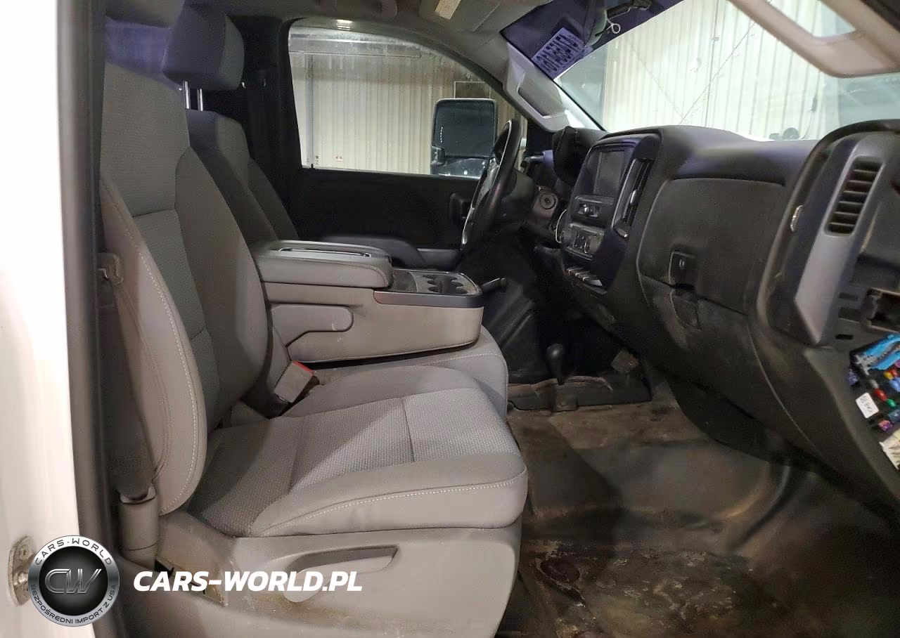 2018 Chevrolet Silverado K2500 Heavy Duty VIN:1GC0KUEG1JZ228285 - 10