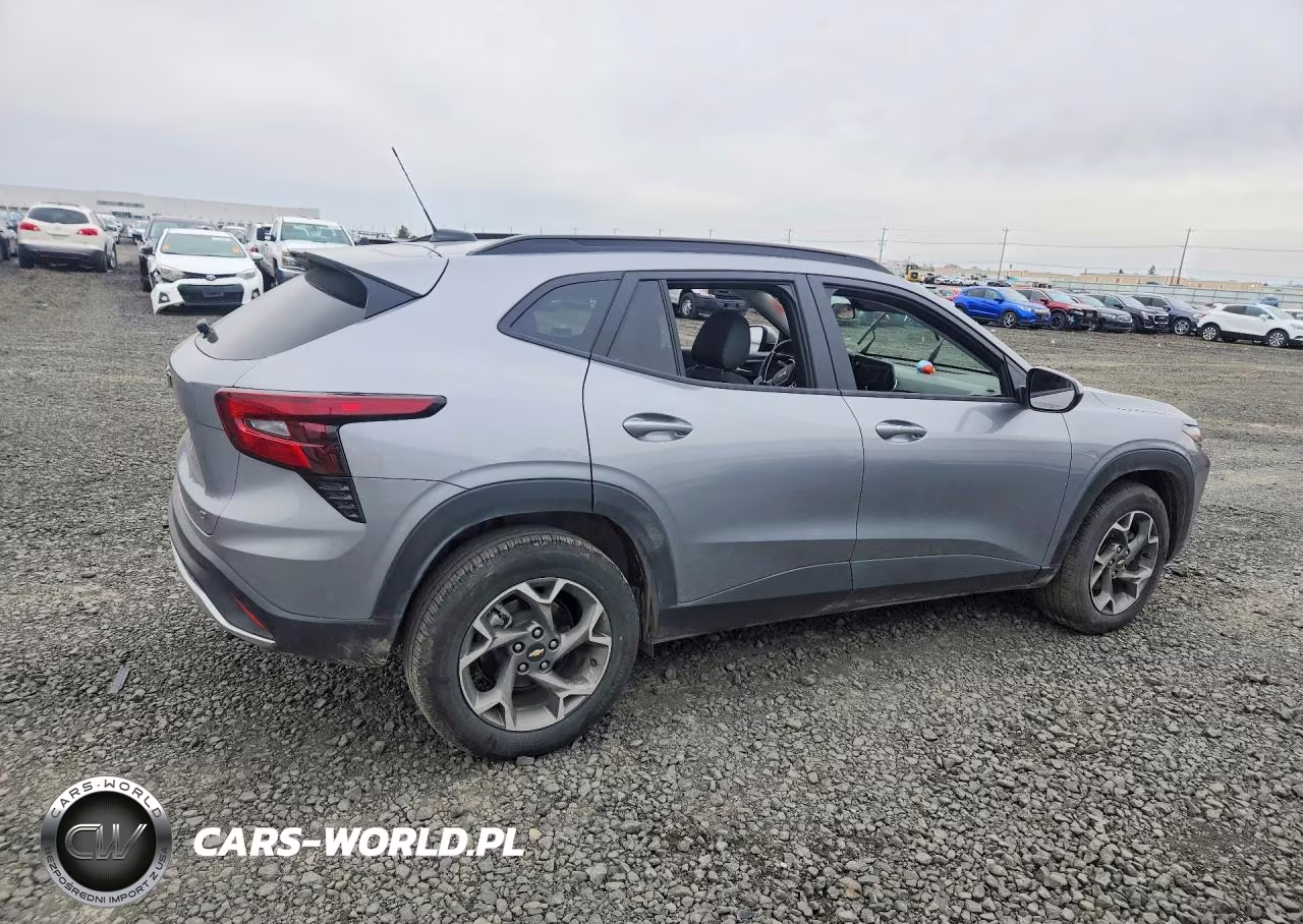 2025 Chevrolet Trax 1Lt VIN:KL77LHEP3SC231368 - 3