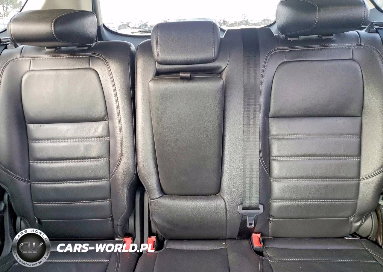 2017 Ford Escape Titanium VIN:1FMCU9J97HUA23861 - 10