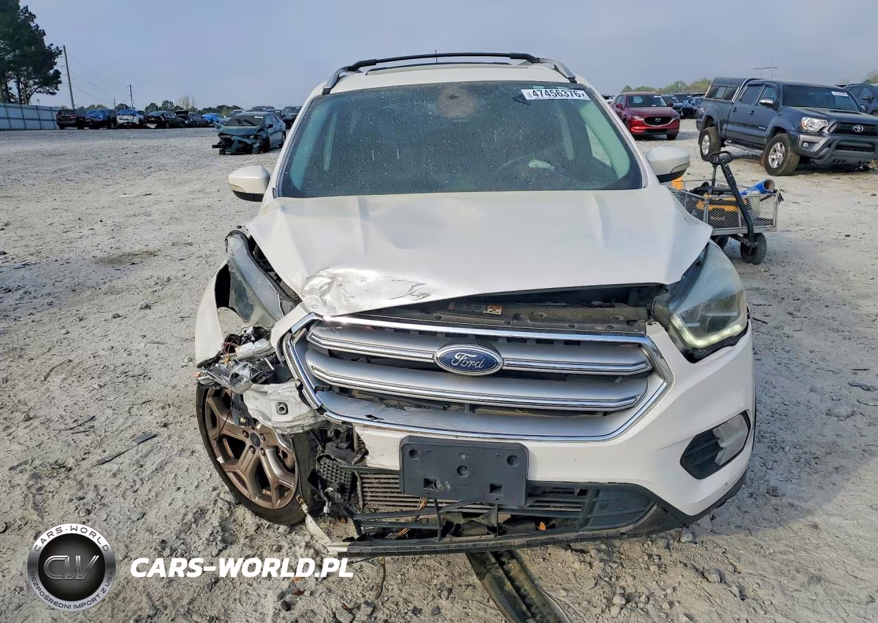 2017 Ford Escape Titanium VIN:1FMCU9J97HUA23861 - 5