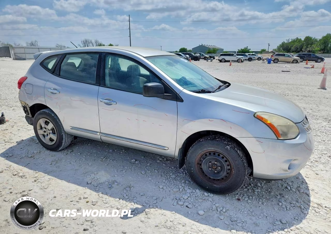 2013 Nissan Rogue S VIN:JN8AS5MT0DW013404 - 4