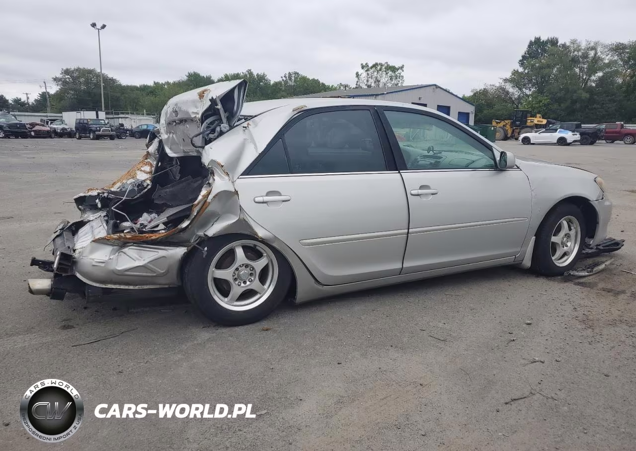 2006 Toyota Camry Le VIN:4T1BE32K26U683956 - 3