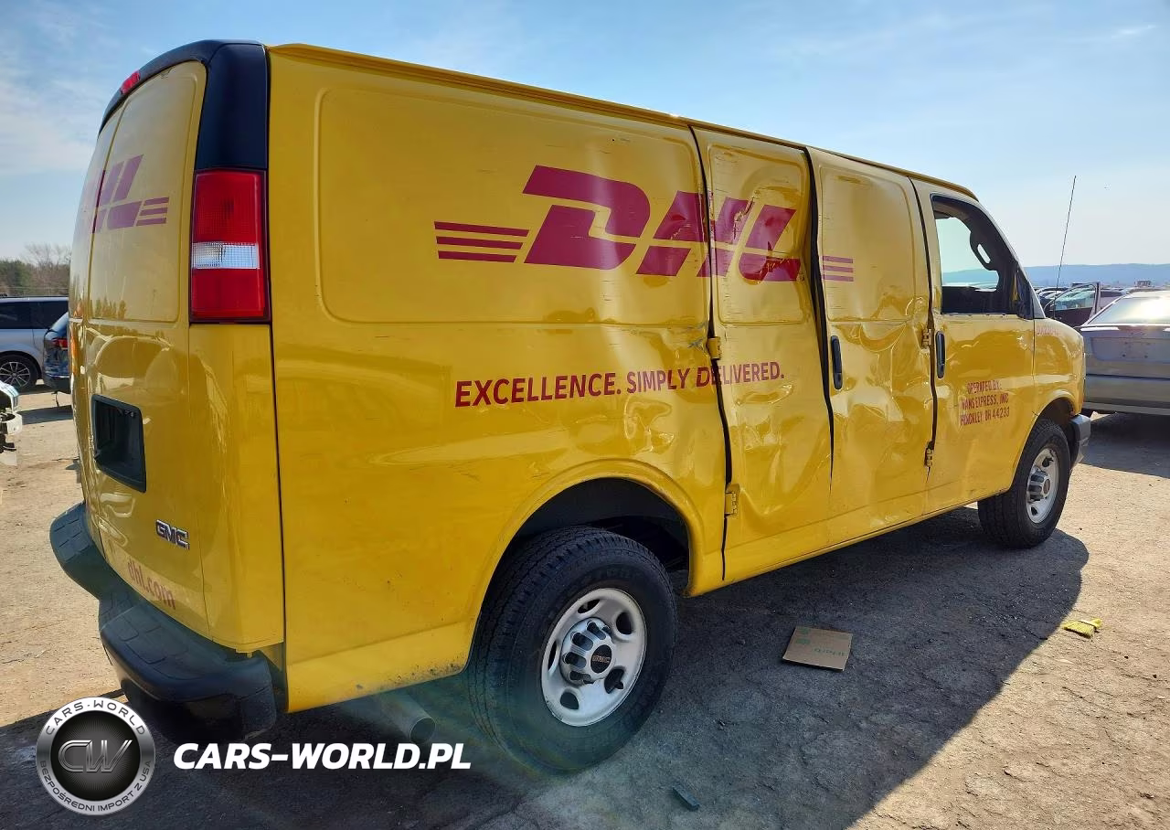 2023 GMC Savana 2500 Cargo Delivery Van VIN:1GTW7AFP7P1107681 - 3