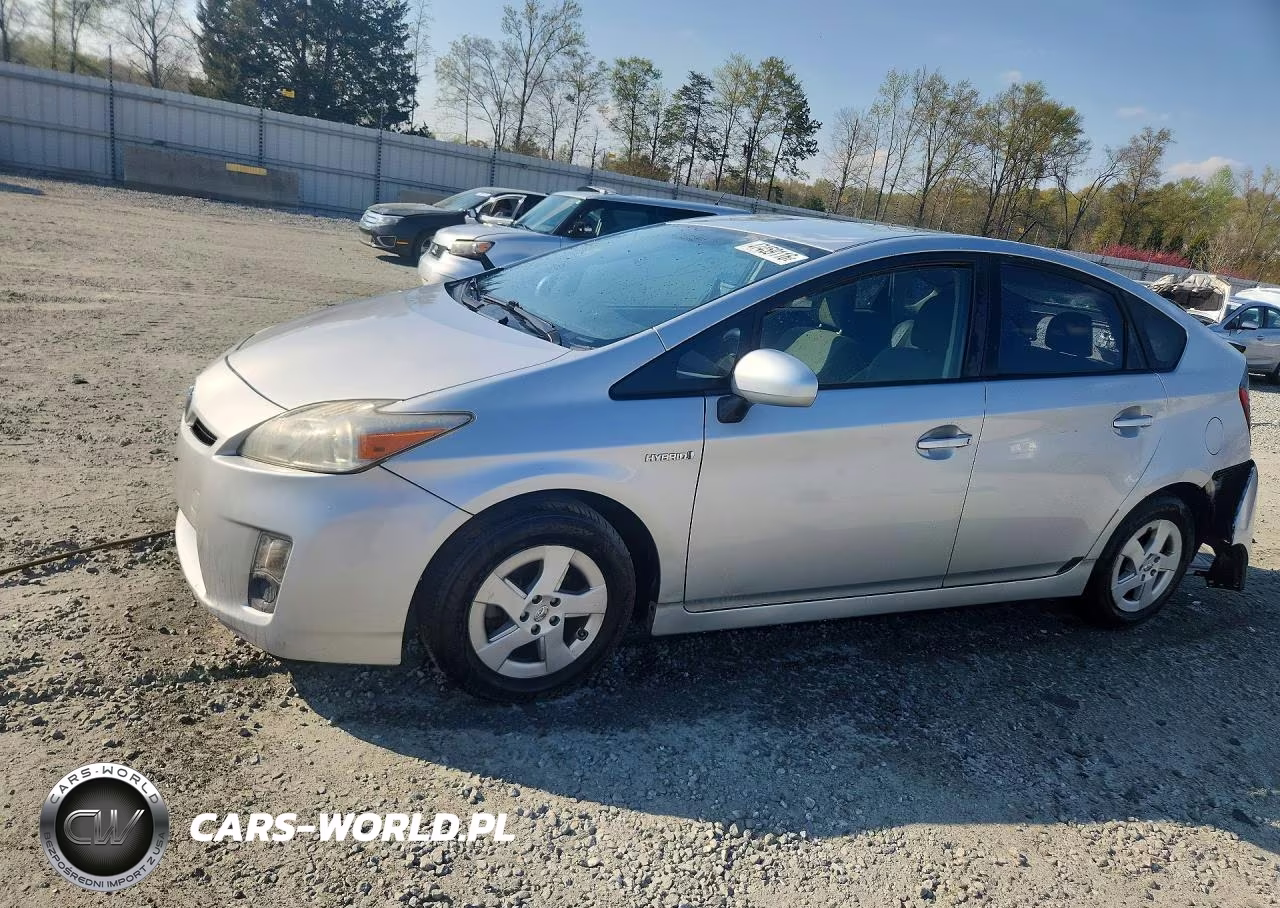 2011 Toyota Prius Two