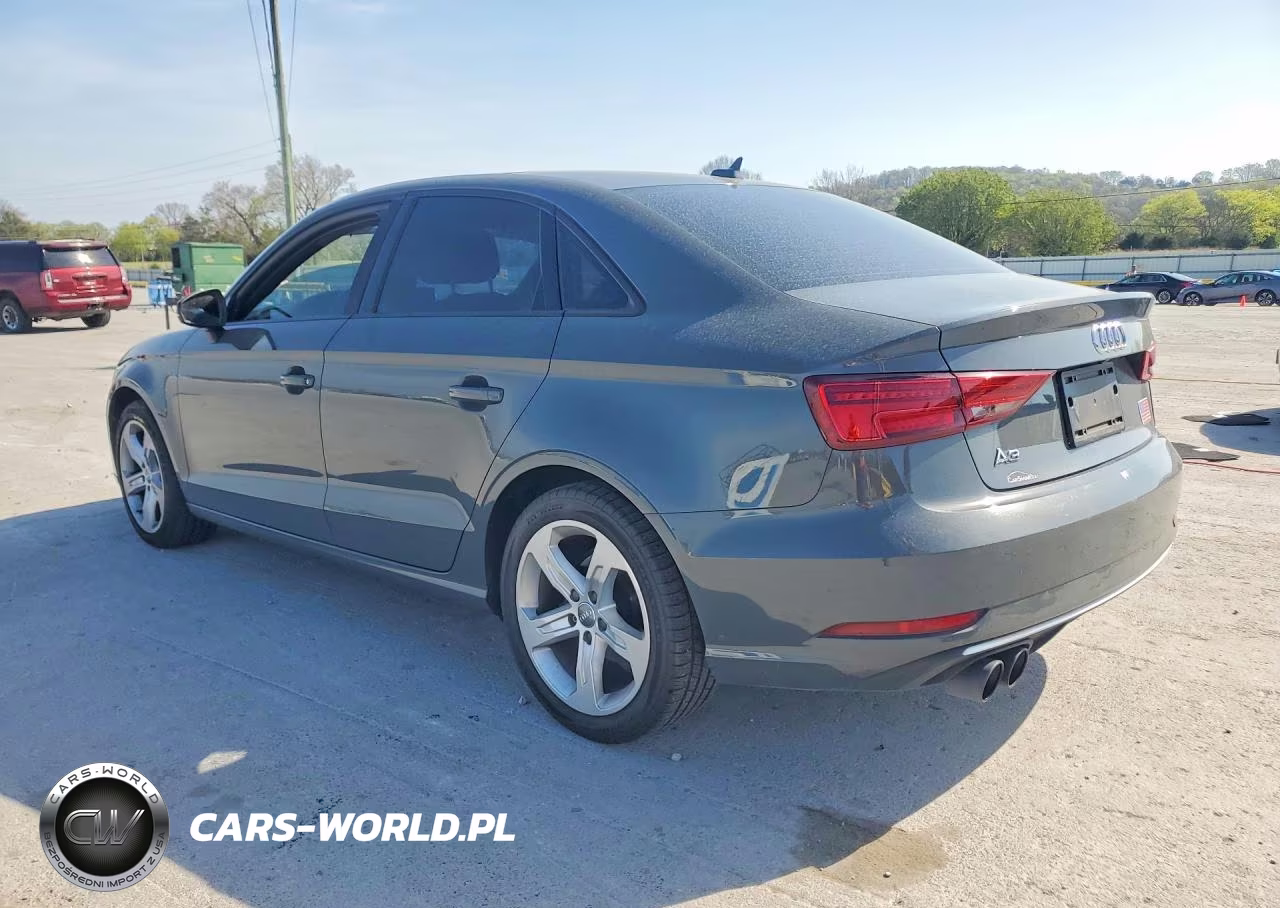 2017 Audi A3 Premium VIN:WAUAUGFF6H1030622 - 2