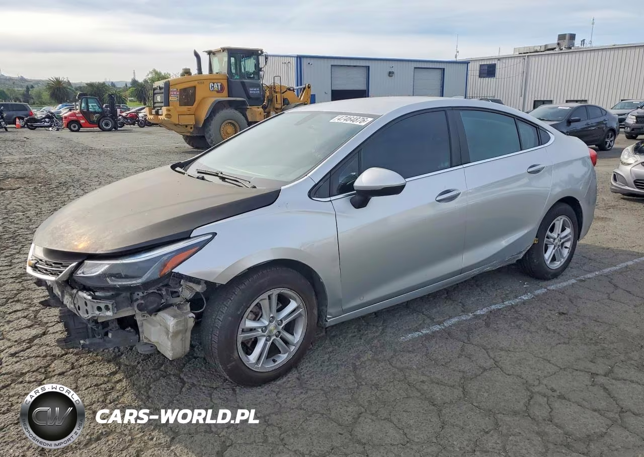 2017 Chevrolet Cruze Lt – zdjęcie 1 z 13