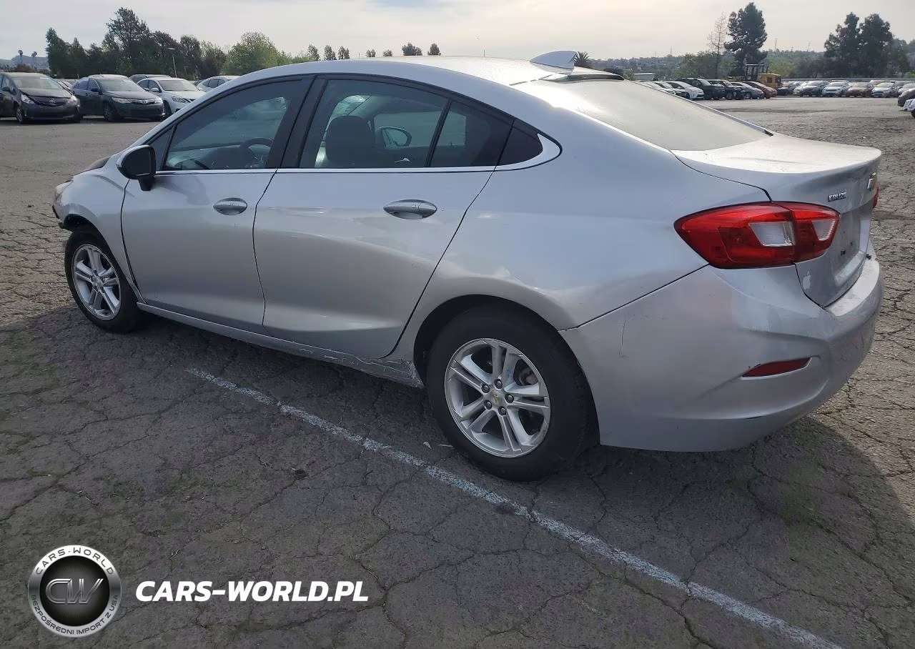 2017 Chevrolet Cruze Lt VIN:1G1BE5SM9H7247102 - 2