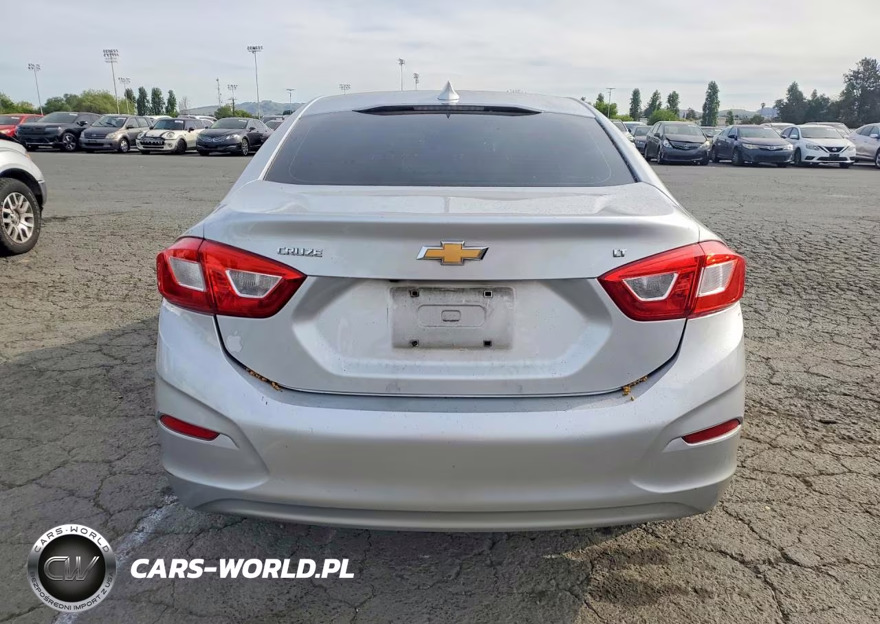 2017 Chevrolet Cruze Lt VIN:1G1BE5SM9H7247102 - 6