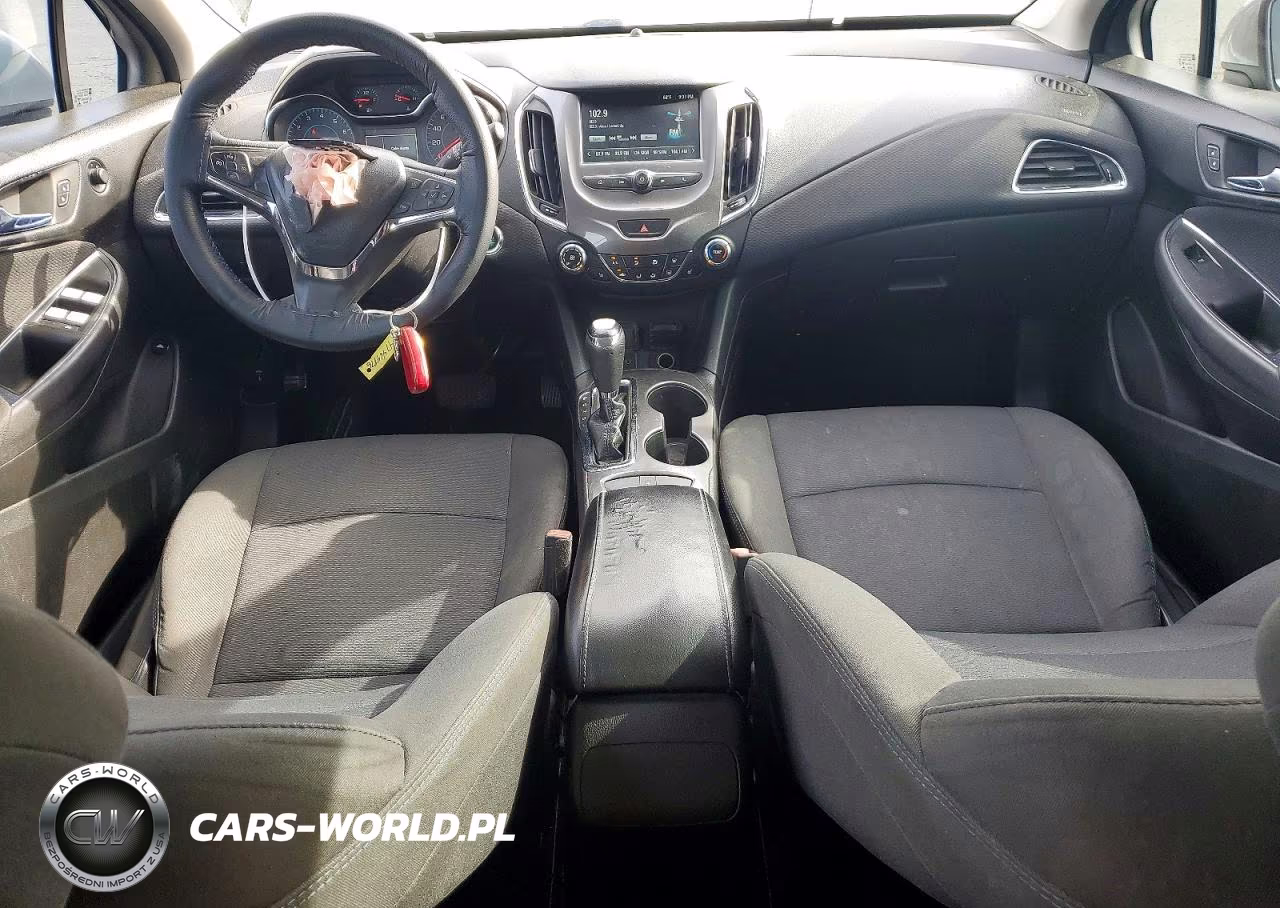2017 Chevrolet Cruze Lt VIN:1G1BE5SM9H7247102 - 8