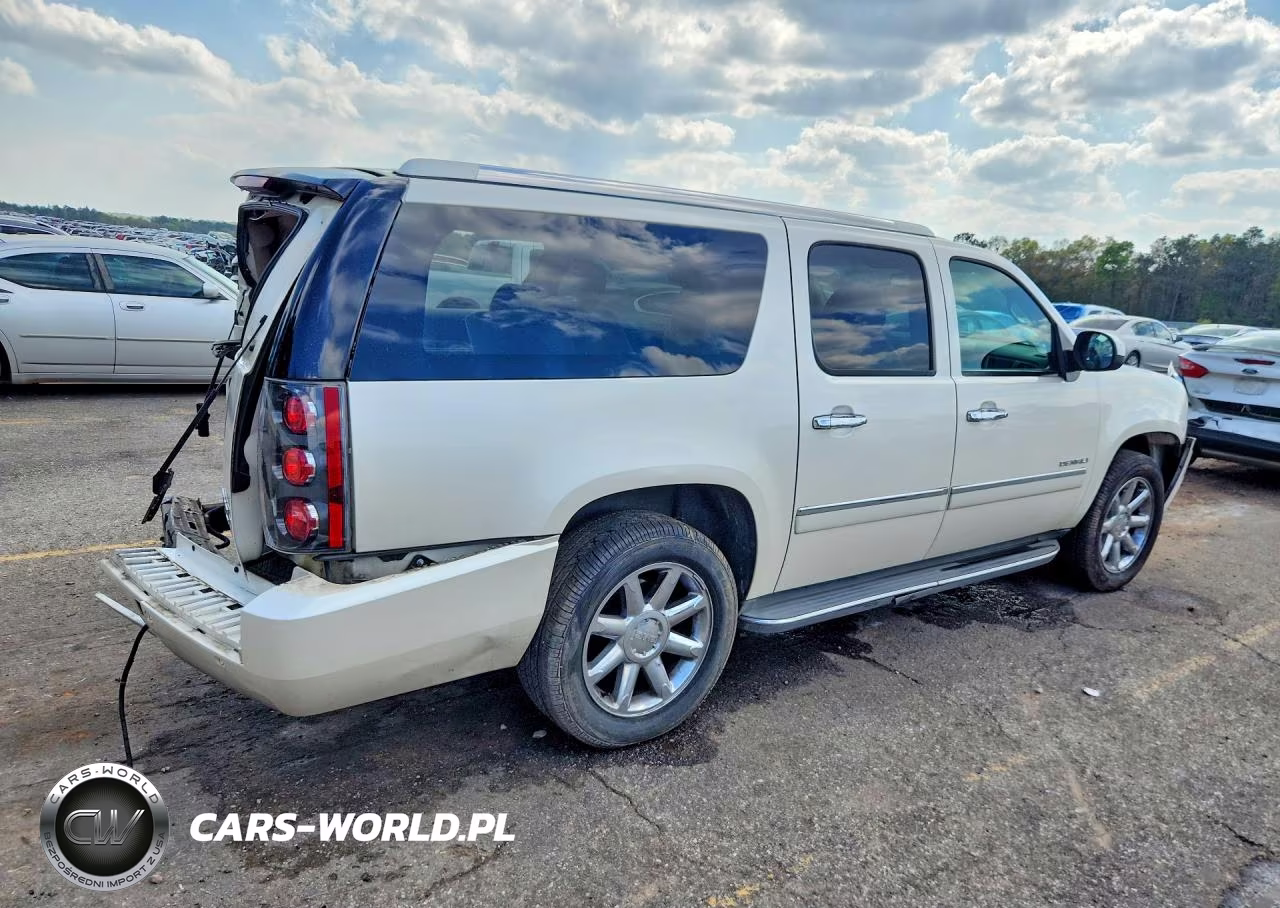 2012 GMC Yukon Xl Denali VIN:1GKS1MEF7CR306806 - 3