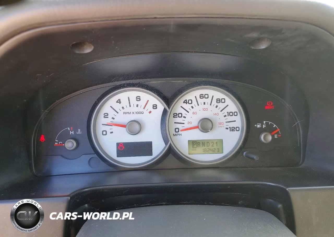 2005 Ford Escape Xlt VIN:1FMYU93175KA70926 - 9
