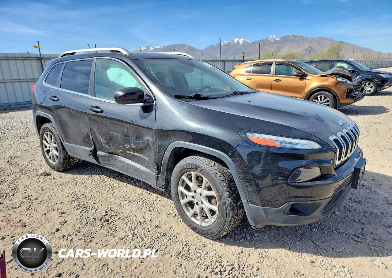 2015 JEEP CHEROKEE LATITUDE VIN:1C4PJMCS9FW502950 - 4