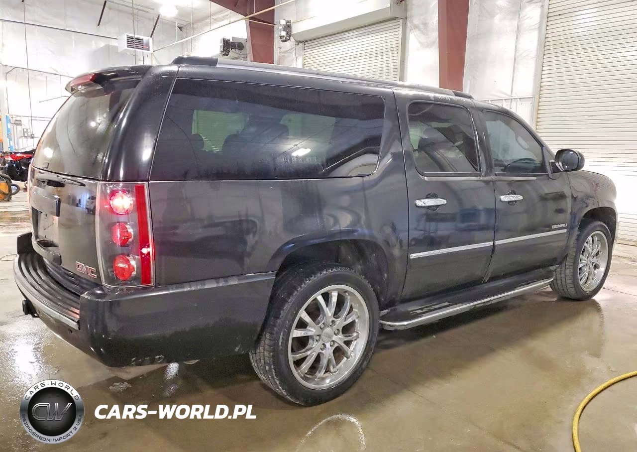 2011 GMC Yukon Xl Denali VIN:1GKS2MEF0BR234018 - 3