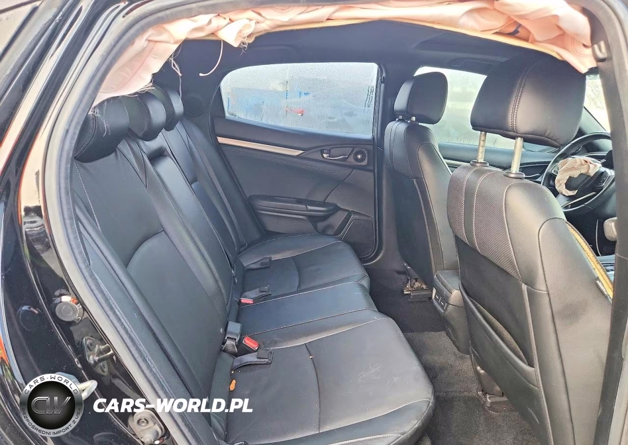 2018 Honda Civic Sport Touring VIN:SHHFK7H9XJU233708 - 10