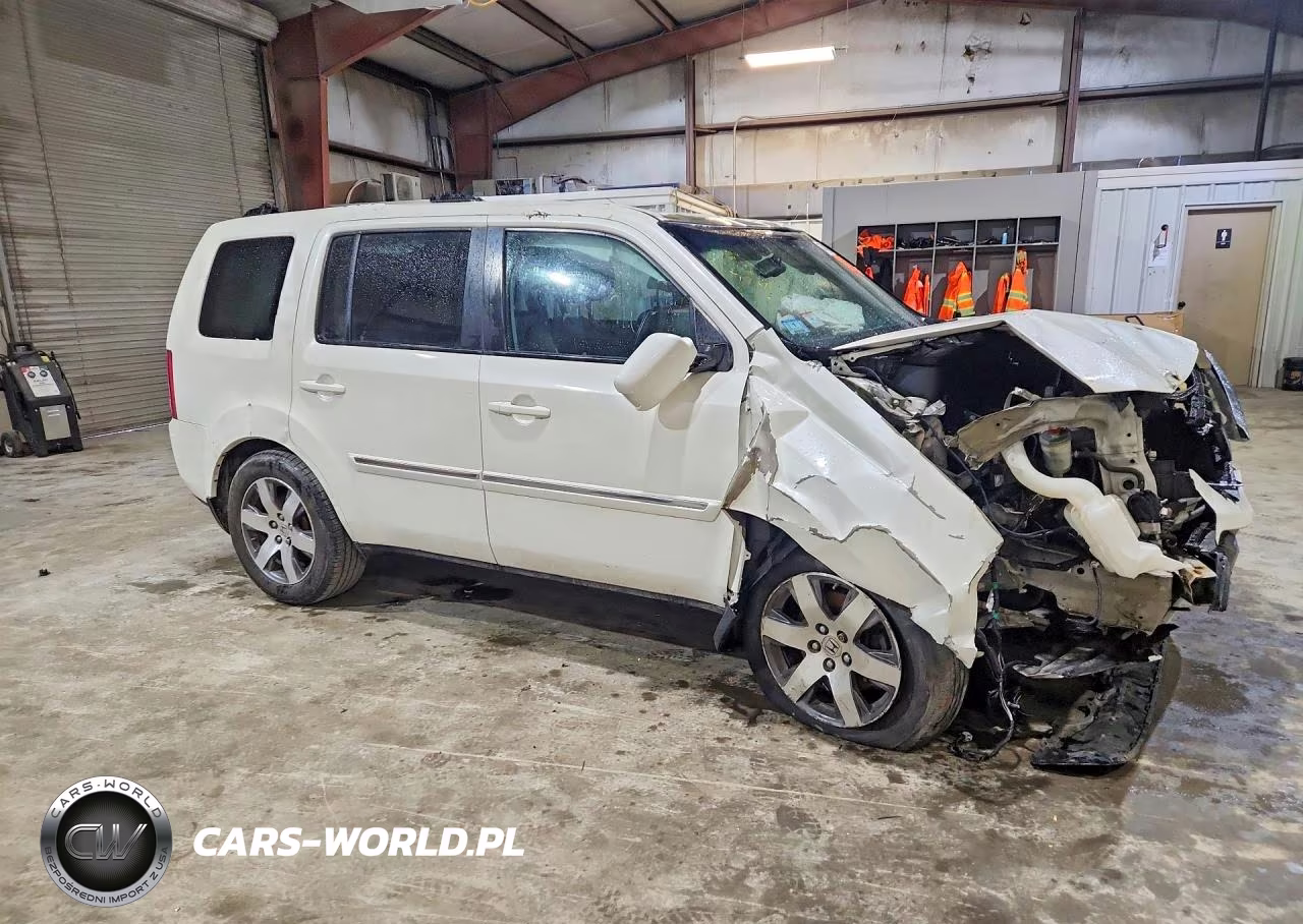 2015 Honda Pilot Touring VIN:5FNYF4H97FB007209 - 4