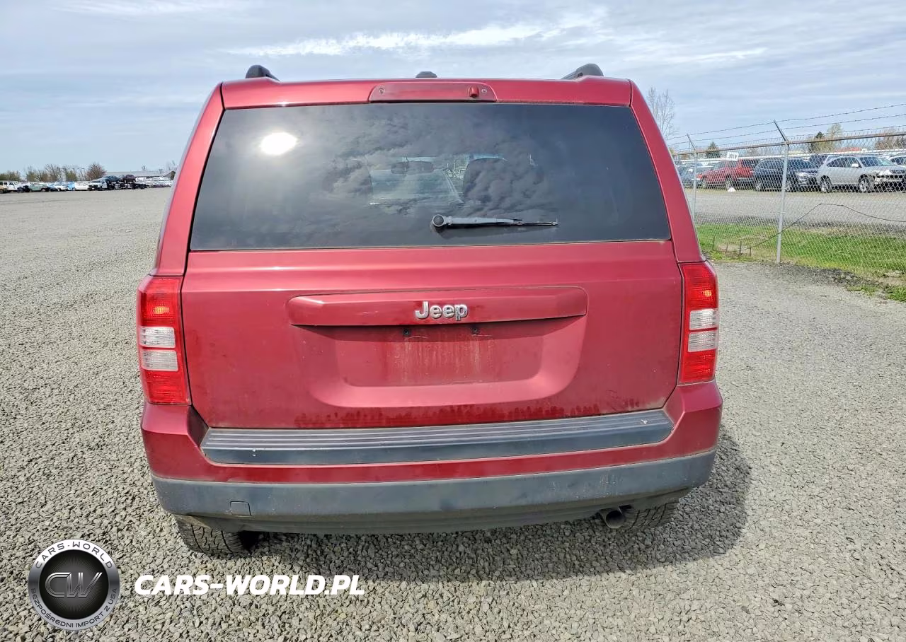 2016 Jeep Patriot Sport VIN:1C4NJPBA9GD813843 - 6