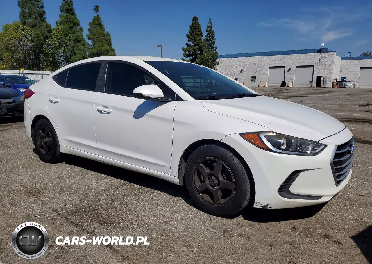 2017 Hyundai Elantra Se VIN:5NPD74LF4HH085069 - 4