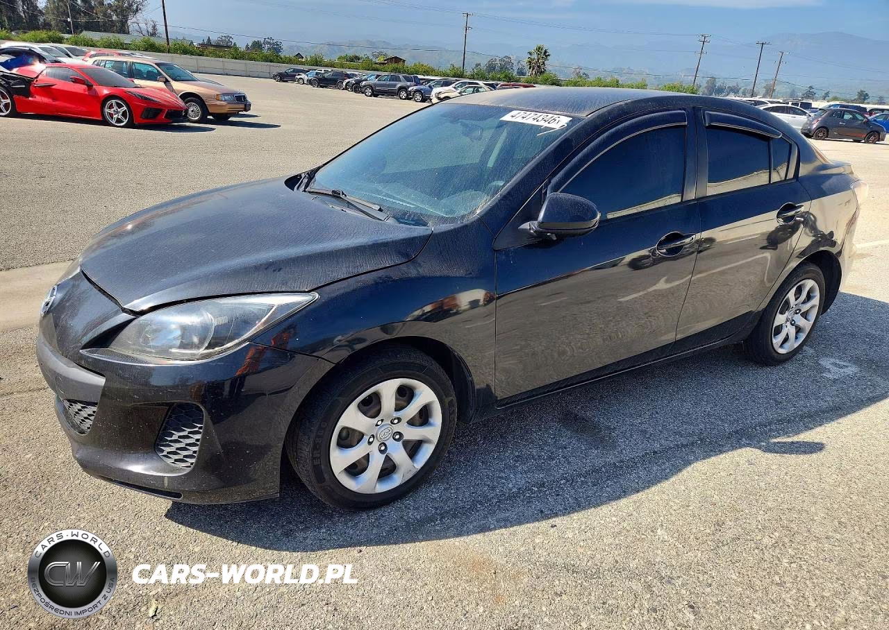 2013 Mazda 3 I