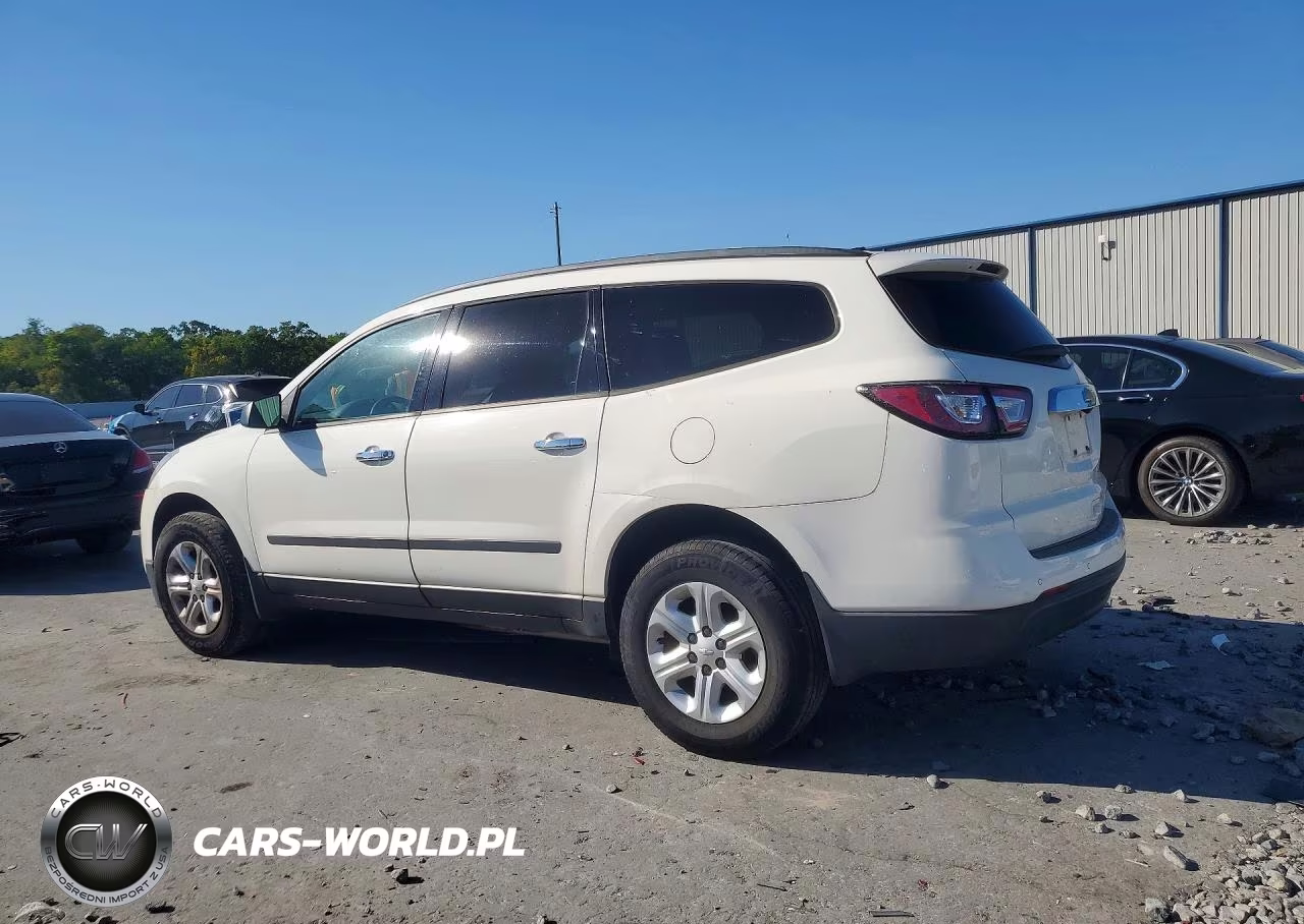 2015 Chevrolet Traverse Ls VIN:1GNKRFED7FJ248933 - 2