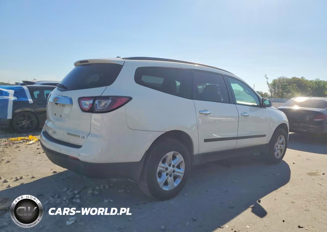 2015 Chevrolet Traverse Ls VIN:1GNKRFED7FJ248933 - 3